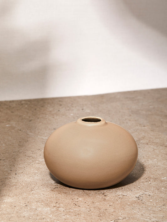 Pebble Stoneware Vase Nude