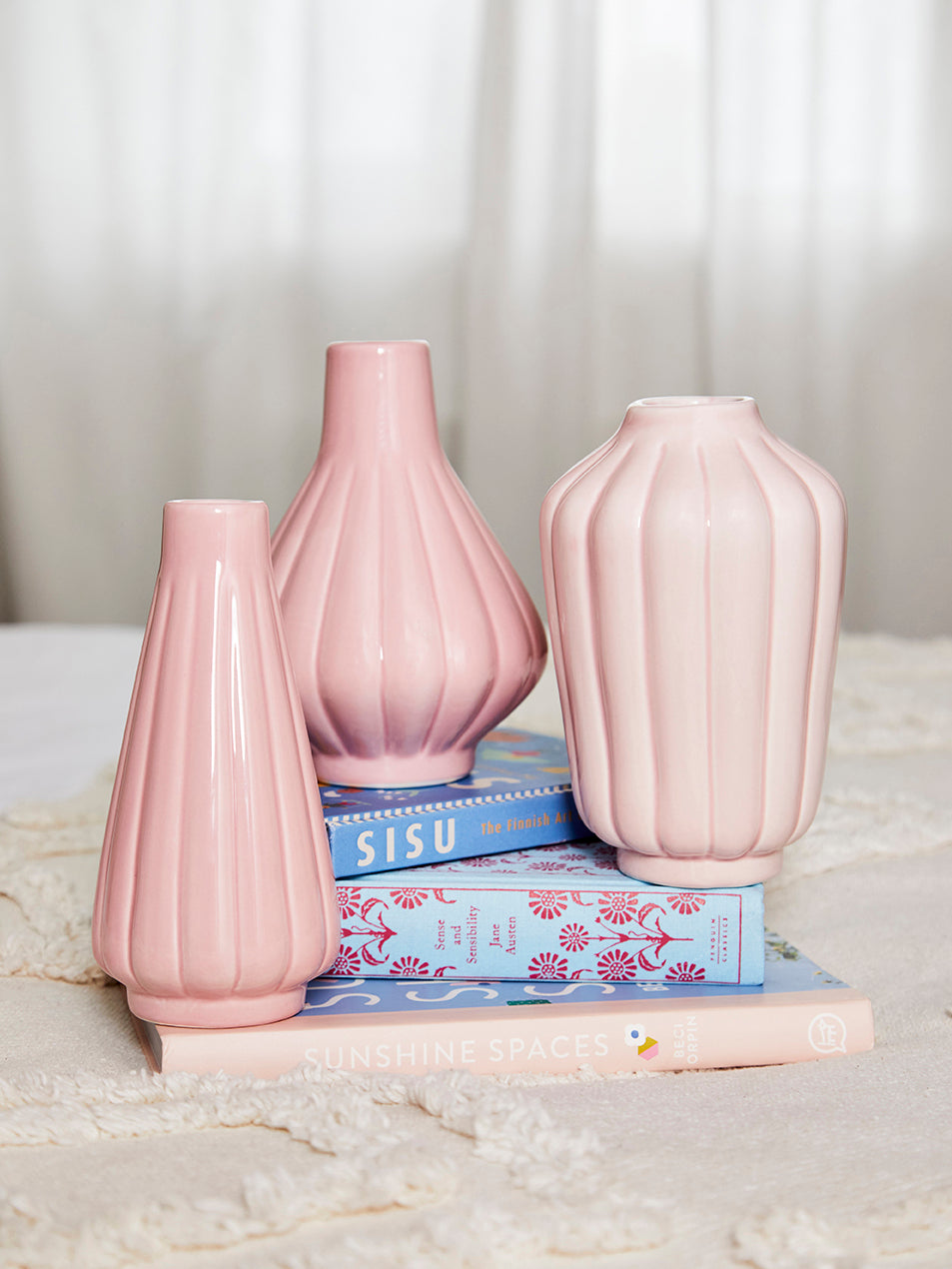Light Pink Bell Bottom Ceramic Vase With Grooves